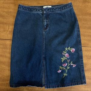 GAP Denim Embroidered Skirt